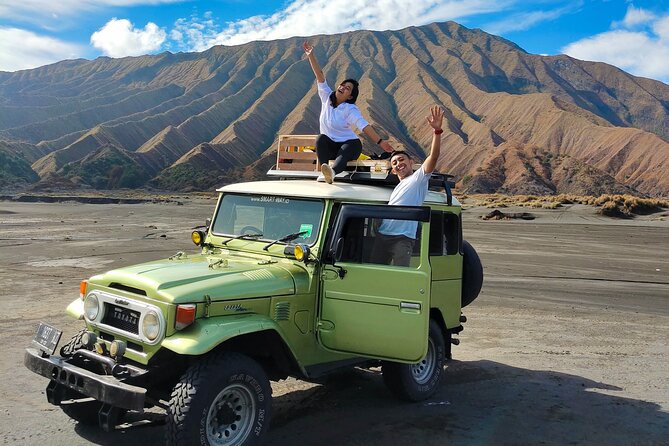 1 Day Amazing Bromo Sunrise tour from Malang Surabaya 7 spots - Food, cold air, and what to pack for this 12:30 am start