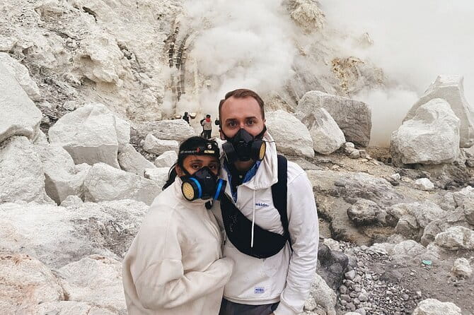 2D1N Ijen Blue Fire and Mount Bromo Sunrise Tour from Bali - Ijen Gear, Night Timing, and What a Good Guide Actually Changes