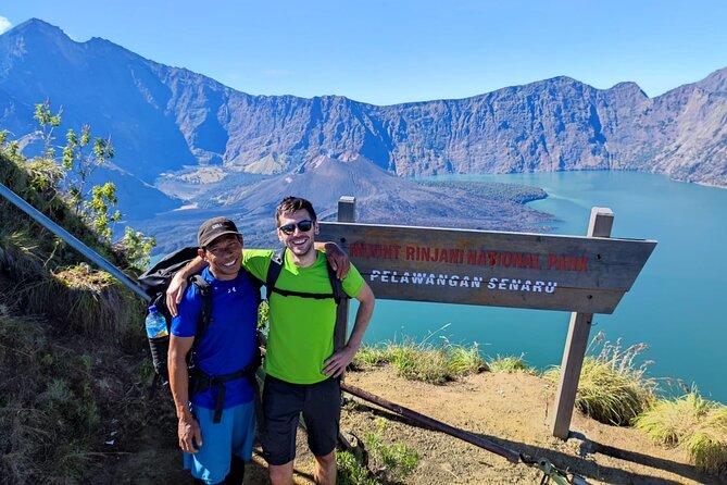 3D-2N Explore Mount Rinjani - Summit -Lake and Hotspring - Where the trip starts, and how the day gets going