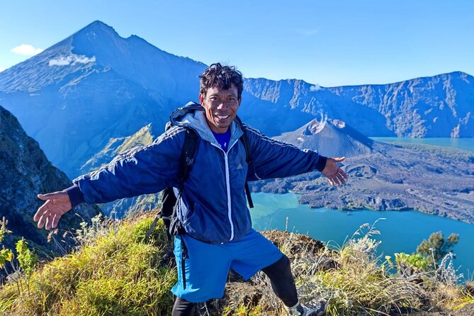 3D-2N Explore Mount Rinjani - Summit -Lake and Hotspring - Day 3: rainforest descent, possible black monkey sightings, then back to Senaru