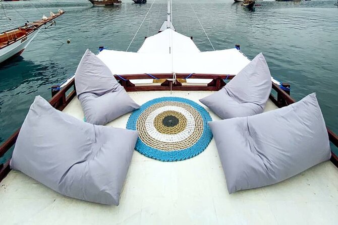 3D/2N Komodo Tour by Private Boat for 10 pax - Labuan Bajo to Kelor Island: The Day 1 Pattern That Works