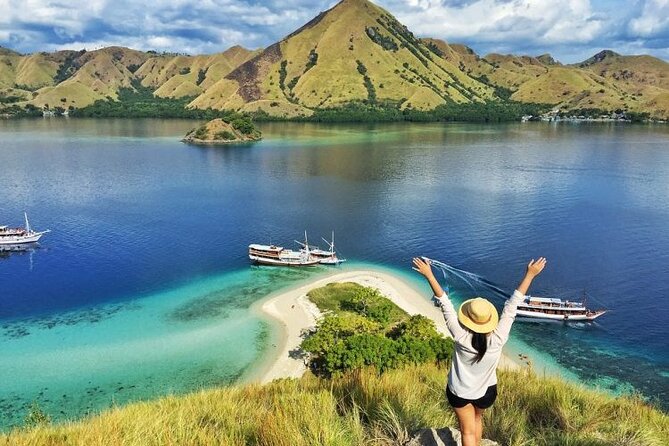 3D2N Sailing Komodo Living on Board Fiday to Sunday (Labuan Bajo) - Price and Logistics: What You Really Pay For in Komodo
