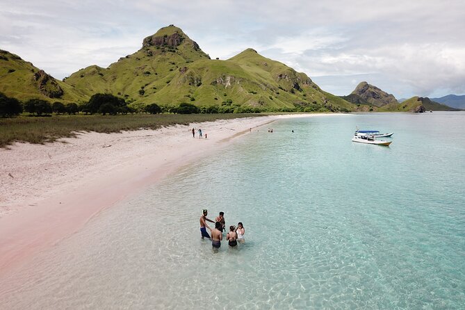 3D2N Sailing Komodo Living on Board Fiday to Sunday (Labuan Bajo) - Day 1: Kelor Island Views, a Trek, Then Kalong Island Sunset