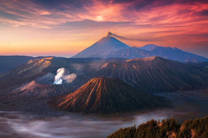 3Days - Tumpaksewu Bromo Ijen Adventure via Malang or Surabaya - Bromo Sunrise from Penanjakan to the Crater Edge