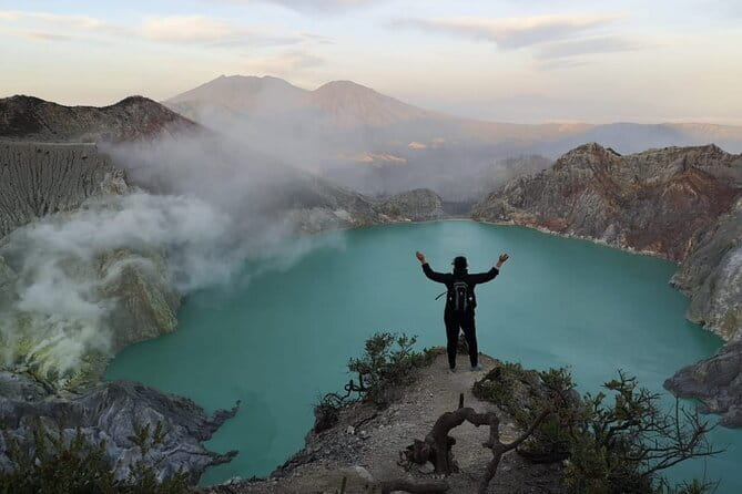 4 Days Bromo Ijen Tumpak Sewu from Surabaya Malang Banyuwangi - Day 3: Bromo Sunrise at Kingkong Hill or Penanjakan Hill, Then Malang’s Color or Tea