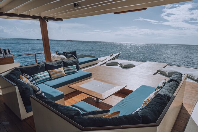 4-in-1 • Gili Islands Snorkel & Sunset Half-day Catamaran Cruise - Why this Utopia catamaran sunset cruise works on Gili Trawangan