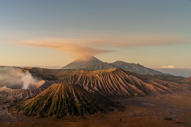 4D3N Ijen Crater,Papuma Beach, Tumpak Sewu Waterfal & Mount Bromo - Day 4: Mount Bromo stargazing around 02:00, then sunrise over the caldera