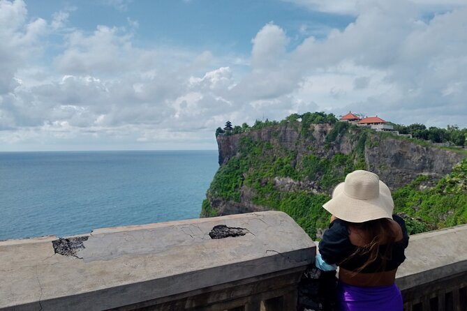 All Inclusive Kecak Dance and Uluwatu Temple Admission Ticket - The guides and photo support that make the difference