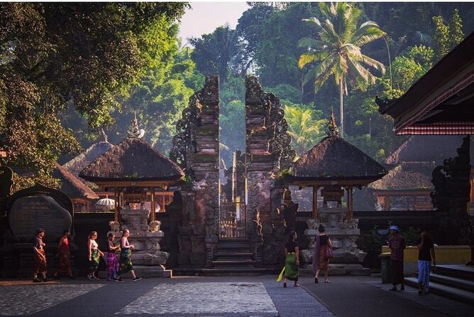 All-Inclusive Ubud Private Tour - Batuan Bali Native House and Tri Hita Karana in Real-Life Form