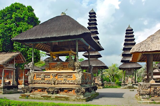 Amazing Tanah Lot and Uluwatu Temple Tour - Jimbaran Beach seafood dinner, a classic Bali ending to the day