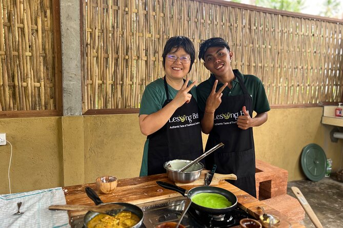 Authentic Balinese Cooking Class in Ubud - Morning market stop and spice shopping that feeds your whole day