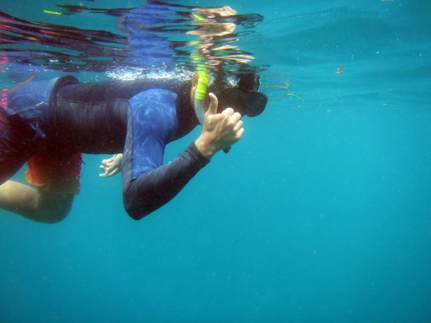 Bali: 1 Hour Snorkeling at Nusa Dua Beach - After the water: showers, towels, lockers, and changing room perks