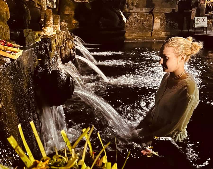 Bali: All-Inclusive Combo Adventure Ticket with Transfer - Monkey Forest and Tirta Empul: the culture anchor before the action