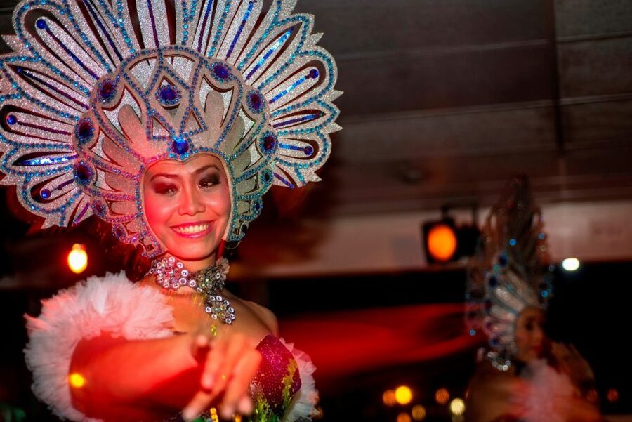 Bali/Benoa: Sunset Dinner Cruise with Show and Live Music - Practical Tips That Make the Night Smoother