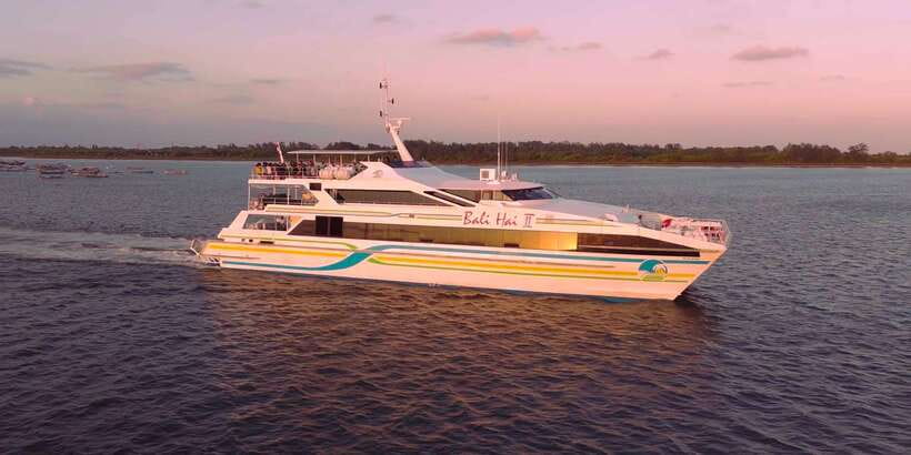 Bali/Benoa: Sunset Dinner Cruise with Show and Live Music - Getting There: Pickup, Arrival, and Boarding With Minimal Stress