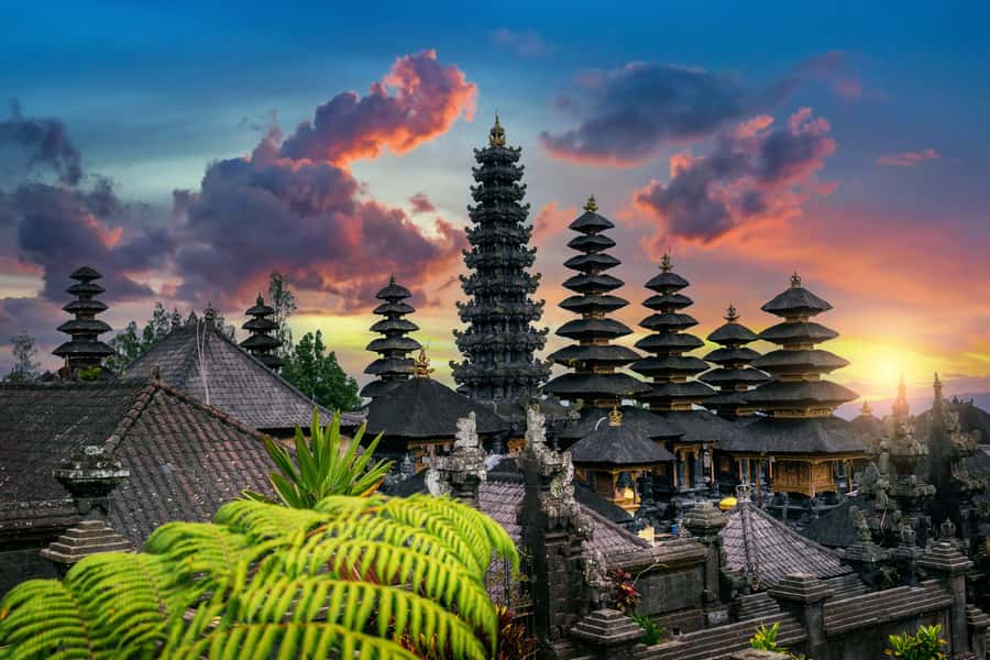Bali: Besakih Temple & Lempuyang Temple Gates of Heaven Tour - East Bali Temples and Tirta Gangga, all in one day