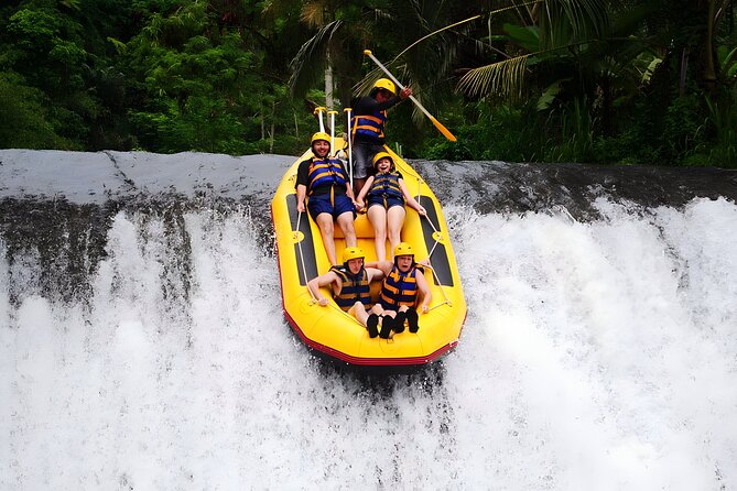 Bali Best-Activities: Telaga Waja Rafting Adventure - On the Water for 18 km: Waterfalls, Rice Paddies, and Misty Green