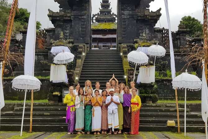 Bali Best Of Ubud Tour Private and All Inclusive - Lunch, bottled water, and the extra local touches