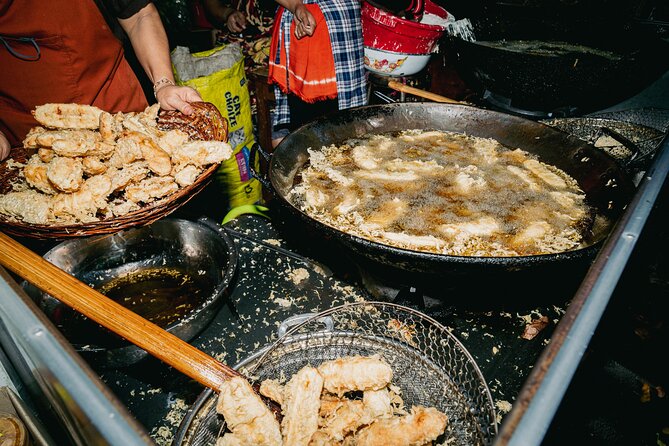 Bali Bites Food Tour with 15+ Tastings - Guides Make or Break the Street-Food Experience