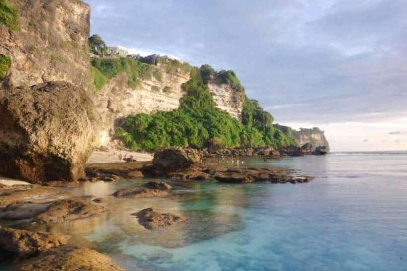 Bali: Customizable Beach Day Tour with Hotel Pickup - Price and logistics: what you pay, what you should watch