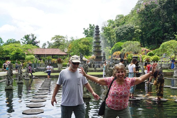 Bali Day Tour : Waterfall & Lempuyang Temple The Gate Of Heaven - Stop 4: Virgin Beach, white sand and a less hectic finish