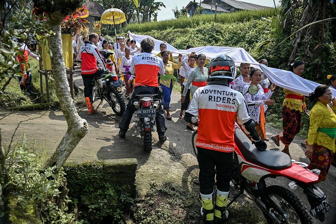 Bali Dirt Bike Adventure - Meeting at 9:30 am and what the 6 to 8 hours actually add up to