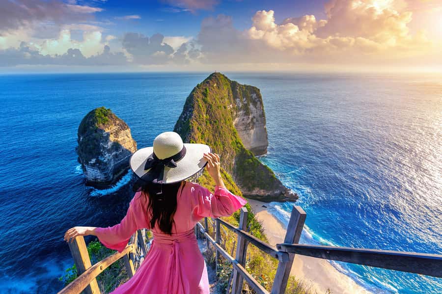 Bali: Full-Day Nusa Penida Highlights Tour with Transfer - Getting There From Bali: Early Pickup and the Fast Boat Rhythm