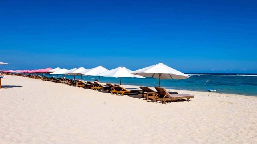 Bali: Full-Day Private White Sand Beaches and Sunset Tour - Nusa Dua swim and snorkel: why this stop is worth the time