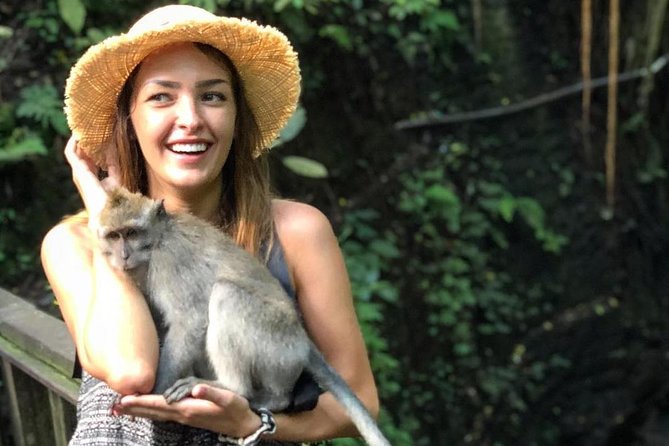 Bali Iconic Tour with Buffet Lunch and Attraction Tickets - Kintamani Highlands viewpoints and Grand Puncak Sari lunch over Mt. Batur