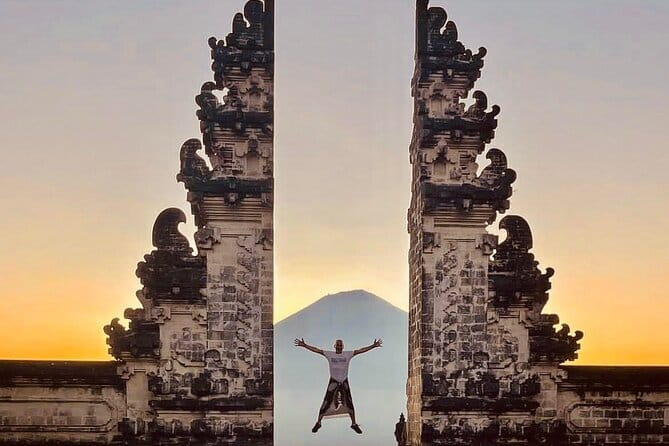 Bali Instagram Tour - DESIGN Your Own Trip - Tirta Gangga and the water palace stop that breaks up the day