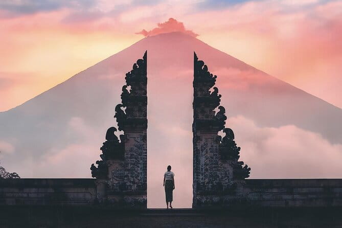 Bali Instagram Tour - DESIGN Your Own Trip - Blue Lagoon Beach snorkeling with free entrance, plus coral and fish