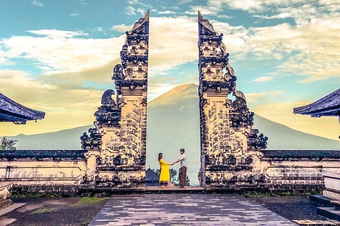 Bali Instagram Tour - DESIGN Your Own Trip - How the tour stays comfortable after a long East Bali day