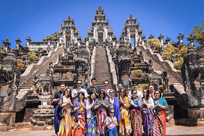 Bali Instagram Tour - Lempuyang Bali Gate of Heaven - The Ubud side: Tegalalang, Tegenungan, and souvenir time