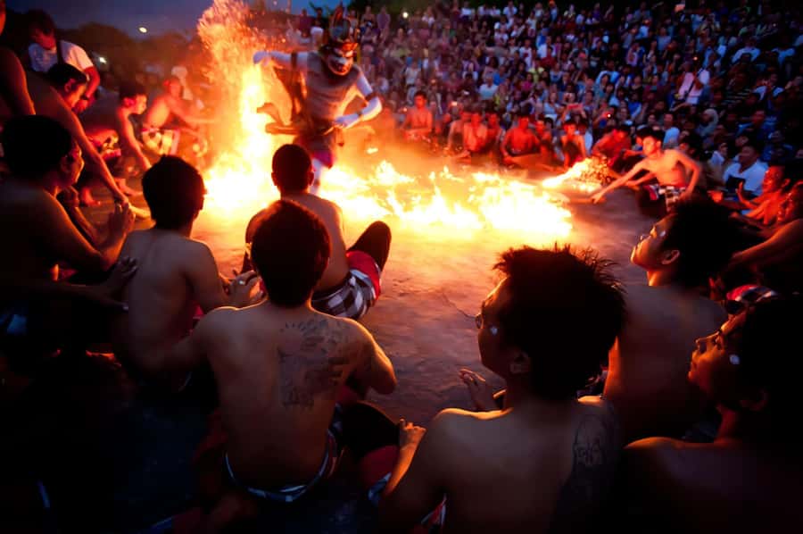Bali: Kecak Fire Dance Entry Ticket and Uluwatu Temple - Picking Your Option: Ticket-Only vs. Transfer-Friendly