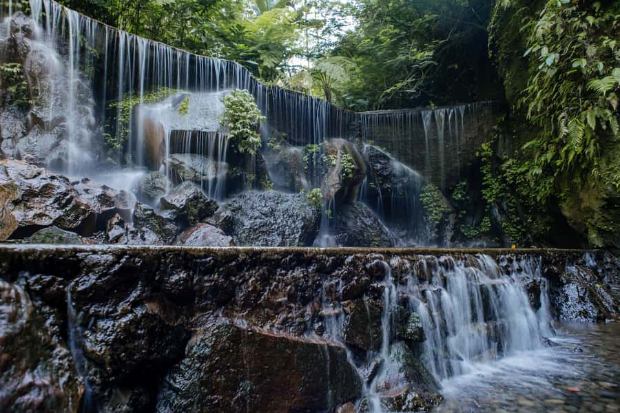 Bali: Lempuyang Quick Access, Waterfall, Water Palace & More - Tirta Gangga Water Palace: Royal Pools, Fountains, and Calm Garden Walks
