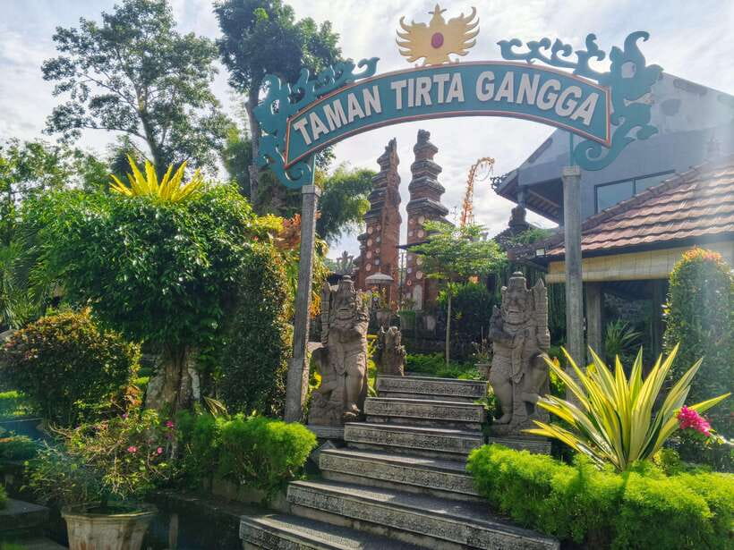 Bali: Lempuyang Temple, Tirta Gangga, and Temesi Waterfall … - Stop 2: Tirta Gangga Water Palace and the Fish Pond Scene