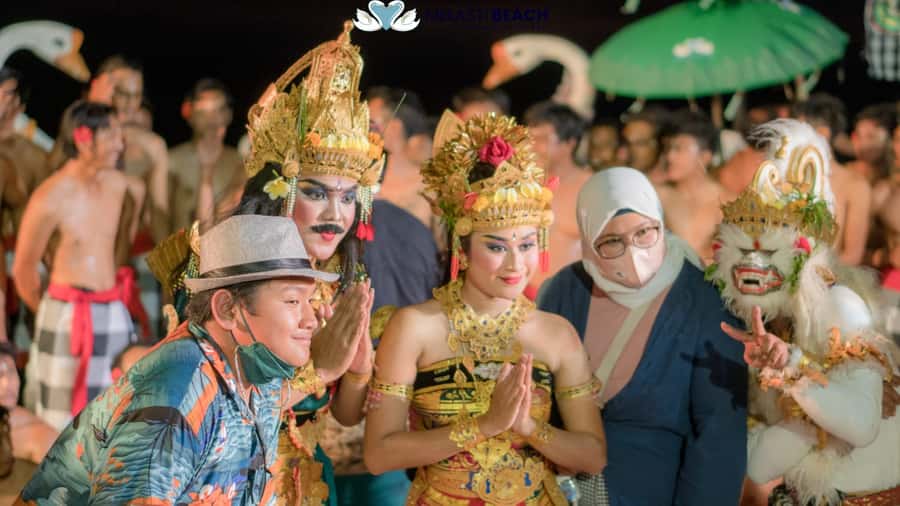 Bali: Melasti Beach Kecak Dance Show Tickets - Language and understanding: how to enjoy it even without English narration