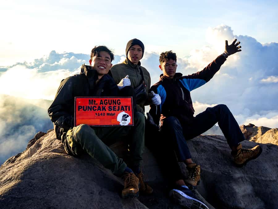 Bali/Mount Agung: Sunrise Trekking Adventure With Transfers - The guides and transfers: the difference between tough and brutal