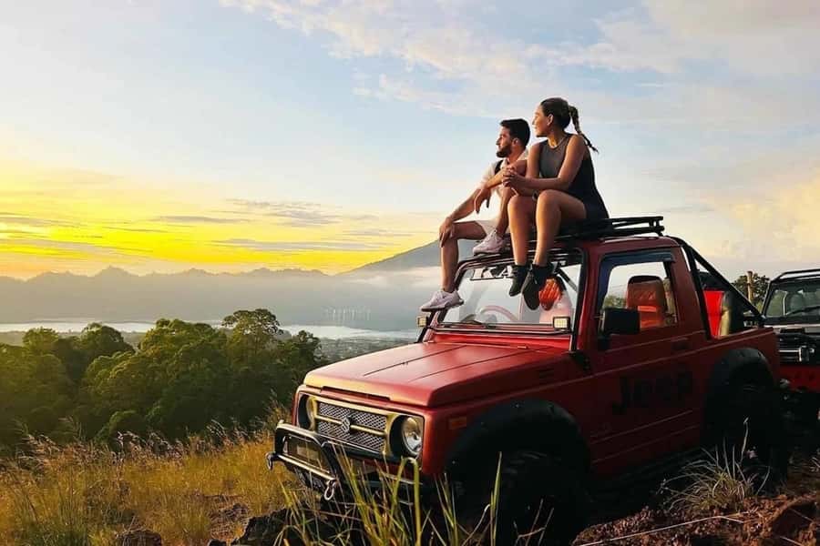 Bali/Mount Batur: Private Sunrise Jeep Tour & Hot Spring - What to bring, and how to avoid common morning mistakes