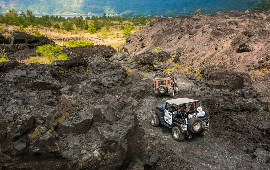 Bali/Mount Batur: Private Sunrise Jeep Tour & Hot Spring - The private sunrise jeep tour at Mount Batur