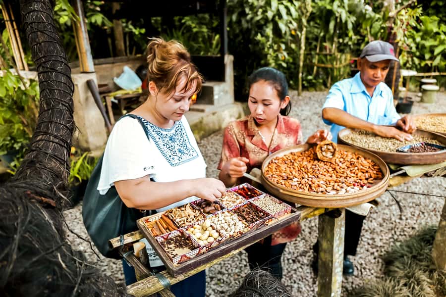 Bali: Mount Batur Sunrise Guided Hike and Natural Hot Spring - Temen coffee plantation: a calmer add-on that fits the morning