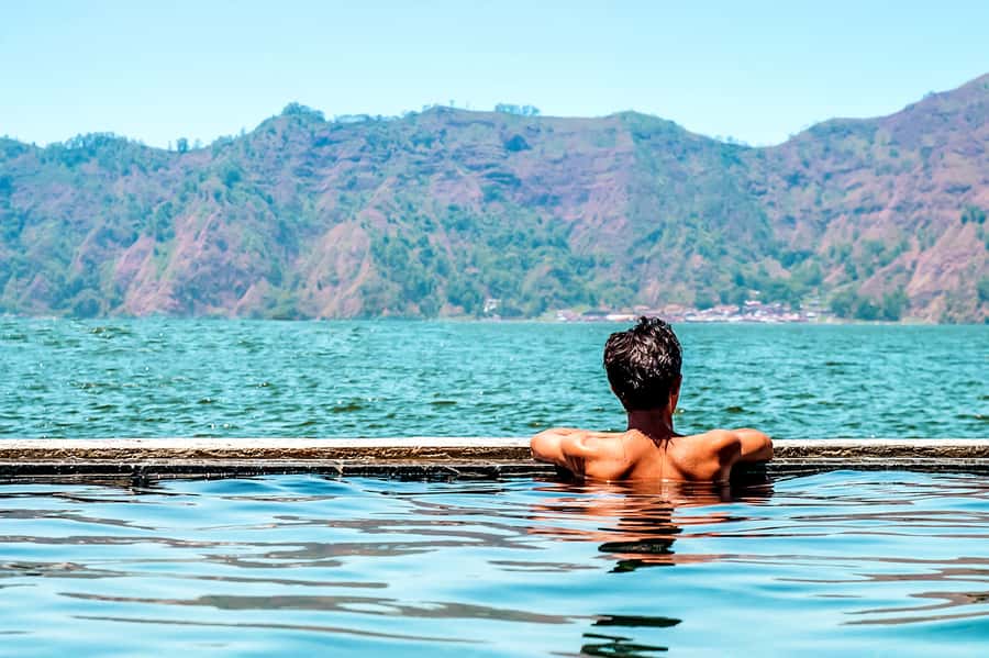Bali: Mount Batur Sunrise Guided Hike and Natural Hot Spring - Pickup times, pickup areas, and how the day actually runs