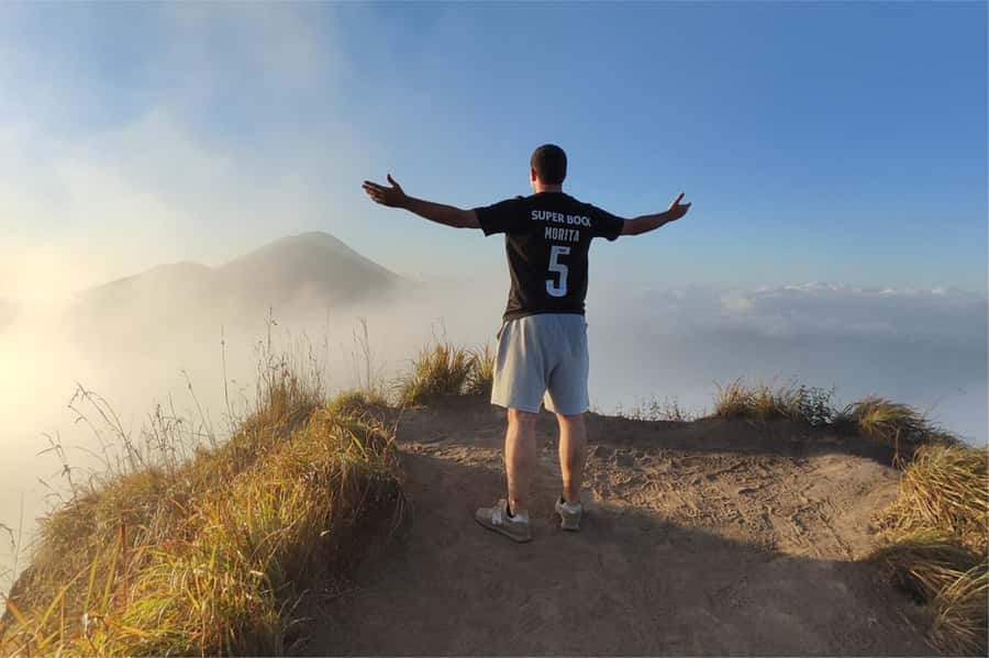 Bali: Mount Batur Sunrise Hike Including Transfer & All Cost - Door-to-door transfer and the small-group rhythm