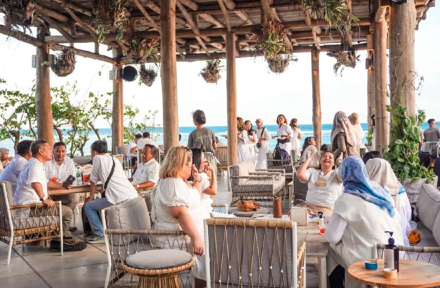 Bali/Nusa Dua: CANNA Beachfront Day Access + F&B Options - Entering CANNA Beachfront in Nusa Dua, Bali