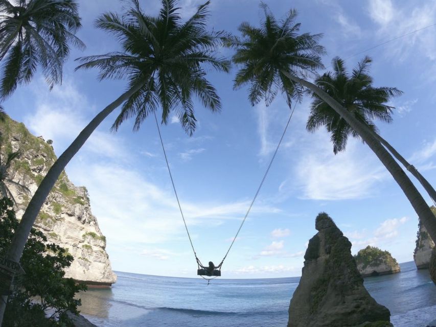 Bali/Nusa Penida: East & West Highlights Full-Day Tour - East Side Finale: Diamond Beach and Atuh Beach (and the Treehouse Twist)