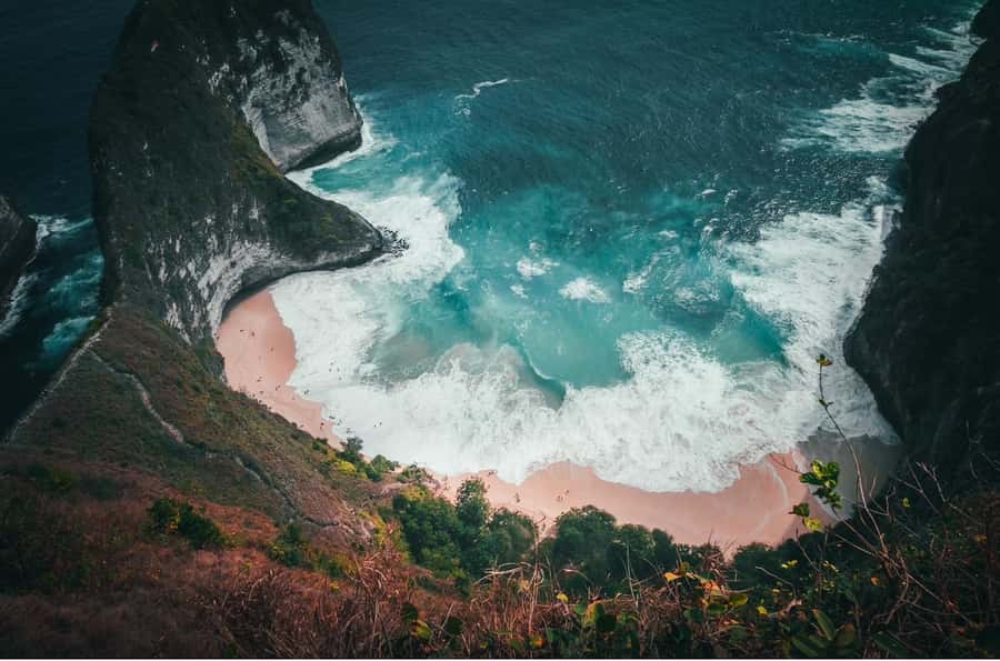 Bali/Nusa Penida: Island Beach Highlights Swim & Hike Tour - Diamond Beach Stairs, Swing Time, and Swimable Water