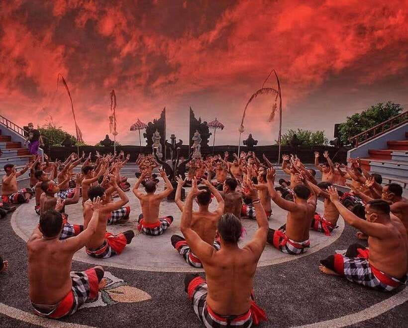 Bali: Padang Padang Beach, Uluwatu Temple & Kecak Dance - Key things that make this tour worth your time