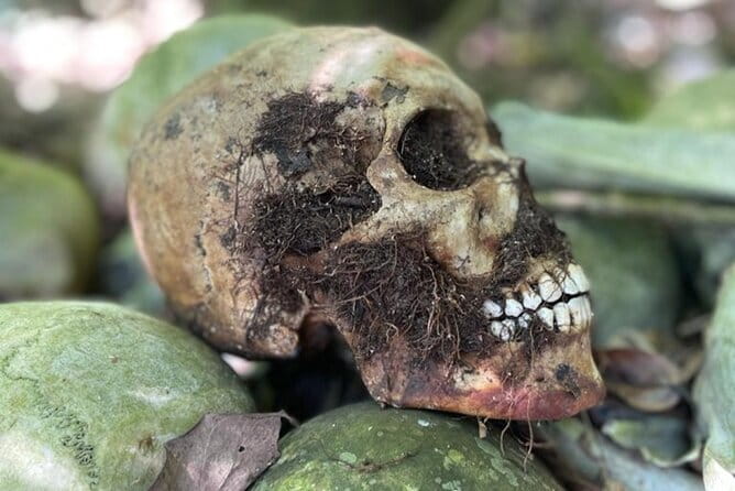 Bali Private Mystic Death Tour In Trunyan - Kehen Temple and the Fire of God: Your First Sacred Stop