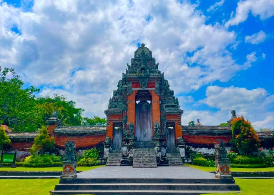 Bali: Private UNESCO World Heritage Sites Tour - Lunch break at a local spot, and how to make it work