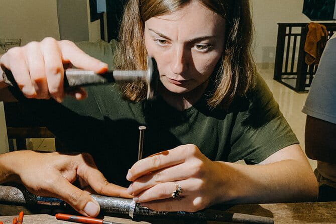 Bali Sidemen Silver Class Making with 7 Gram of Silver - Who this silver jewelry class is best for